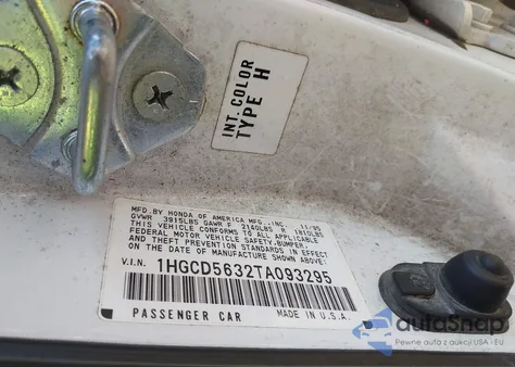 1996 Honda Accord Lx/Ex z USA, uszkodzony, nr VIN 1HGCD5632TA093295